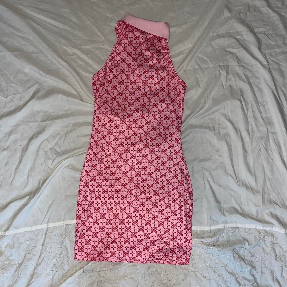 Stylish Pink Patterned Dress - image 3